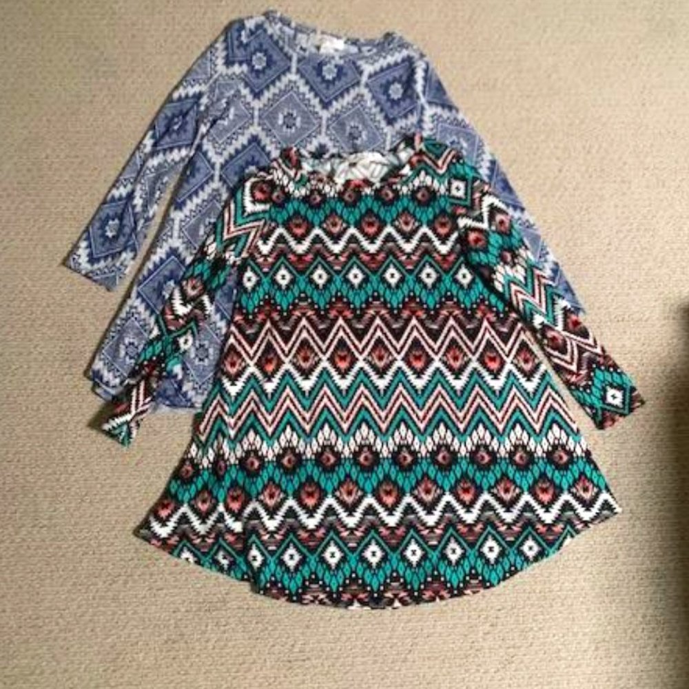 2-pack 90s style Love, Kuza Tunic Flair Dress Long Sleeve Graphic Print Sz S